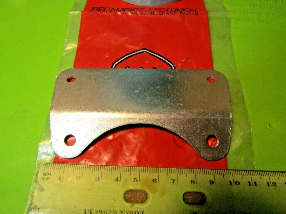 Soporte rectificador Montesa 250 King Scorpion p/n 4470.103 NOS 44M 1972-1976 Foto 2 de 3