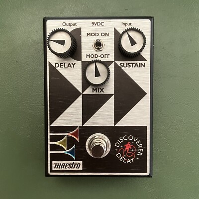MAESTRO DISCOVERER  Analog Delay Pedal With Modulation - comes with original box