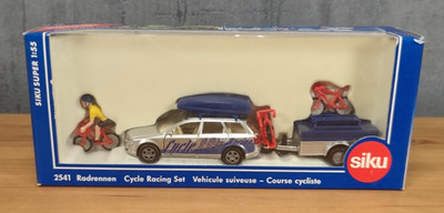   SIKU 2541 Cycle Racing Set PKW mit Anhänger Fahrräder OVP 1:55 selten  