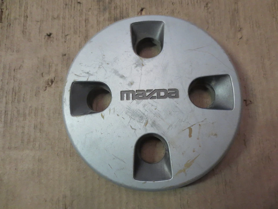86 87 88 89 马自达 323 中心盖轮辋轮毂盖车轮凸轮轮毂盖原始设备制造商二手 6778 4 — 第 3/4 张图片