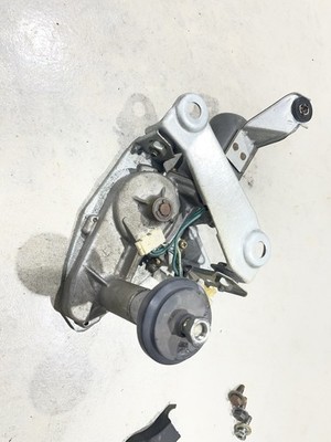 94-01 ACURA INTEGRA - 2 DOOR - REAR - WINDSHIELD WIPER MOTOR - OEM FACTORY