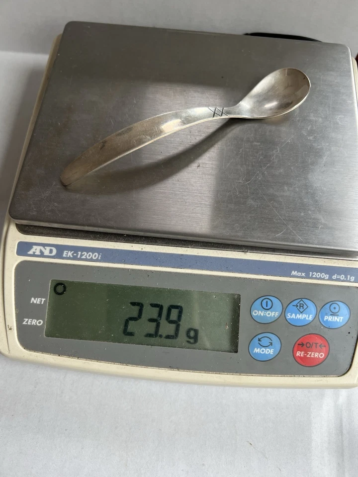 "Cucharón de Mayo Esterlina Allan Adler Marcado MCM Doble Tacón Cruzado 5.5""" Foto 3 de 4