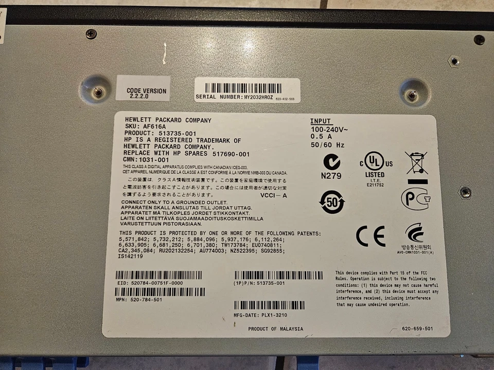 KVM HP AF616A 513735-001 517690-001 Console Switch - Bild 3 von 3