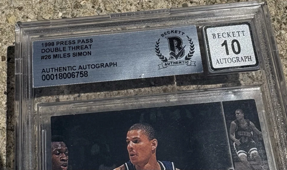 MILES SIMON SIGNED ROOKIE Card BECKETT Auto Slabbed ARIZONA WILDCATS - Image 2 of 2