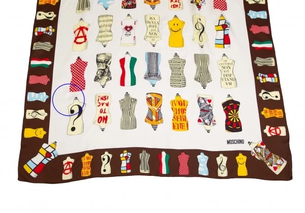 Bufanda estampada MOSCHINO (K-127360) Foto 3 de 4