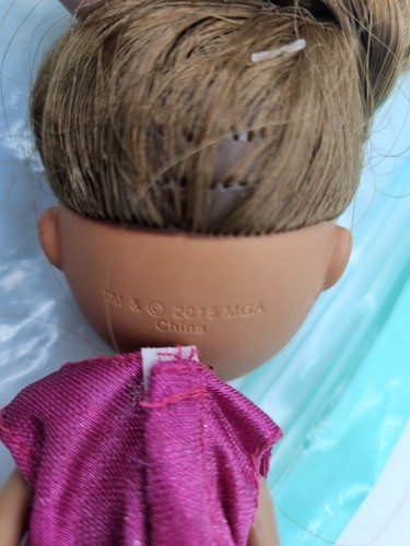 Bratz Puppen Konvolut 3 Puppen mit Kleidung und Schlafzubehör 2001 und 2015 - Bild 12 von 14