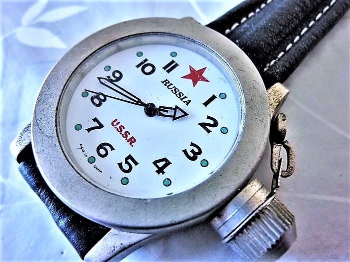 Montre homme Russie RUS0079 réplique URSS style rétro look vintage années 1980