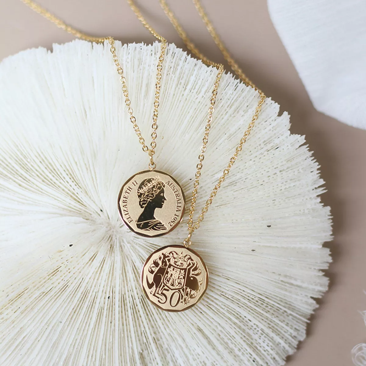 Gold pendant deals necklace australia