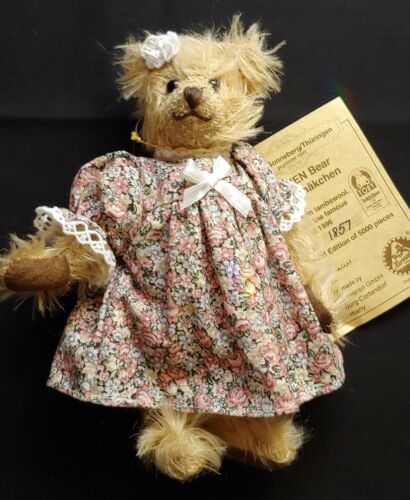 1996 Small Dressed 7" Levin Mohair Bear  Dress #1857 Hermann-Spielwaren Germany - Zdjęcie 1 z 9