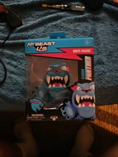 2023 MOOSE TOYS--MR BEAST LAB--CLASSIC PANTHER FIGURE (NEW)