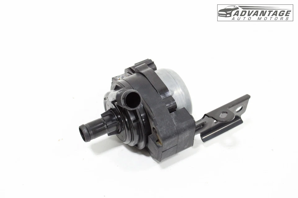 Nissan Rogue 2021-2025 tracción delantera 1,5 L motor L3 bomba de agua auxiliar OEM Foto 3 de 4