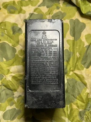 WWII British Airforce Radio Battery Relic Market Garden WW2 Original RAF - Photo 1/4