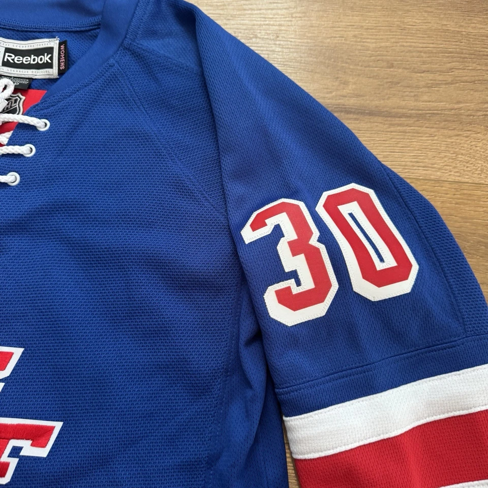 Camiseta New York Rangers Henrik Lundqvist #30 Azul Reebok Oficial NHL Mujer S/P Foto 4 de 4