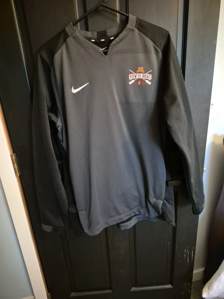 Pullover cuello en V de remo emitido por el equipo Nike para hombre talla M Foto 3 de 4