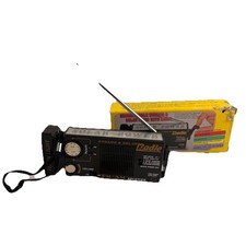 Vintage Dynamo  Solar Power Battery Crank Radio FlashLight Emergency Survival