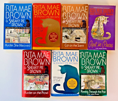  Rita Mae Brown & Sneaky Pie Brown ~ Mrs. Murphy Mysteries Lot of 7