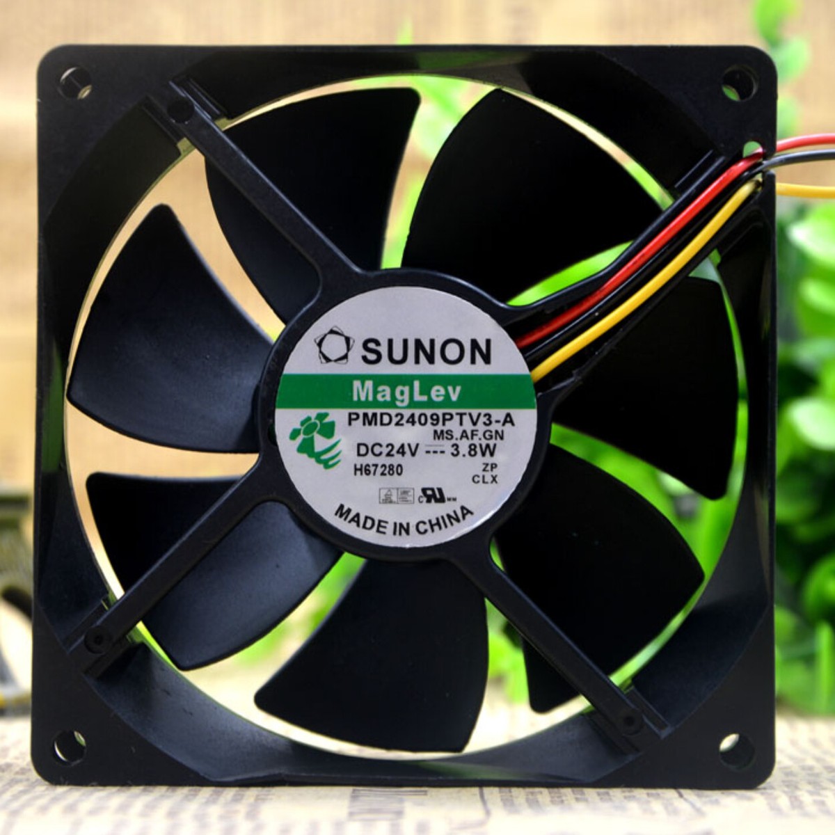 SUNON PMD2409PTV3-A 24V 3.8W 9225 inverter industrial
