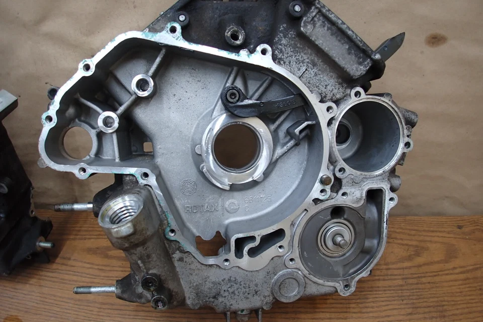 2018 CAN-AM OUTLANDER 570 ENGINE CASE Foto 2 de 4