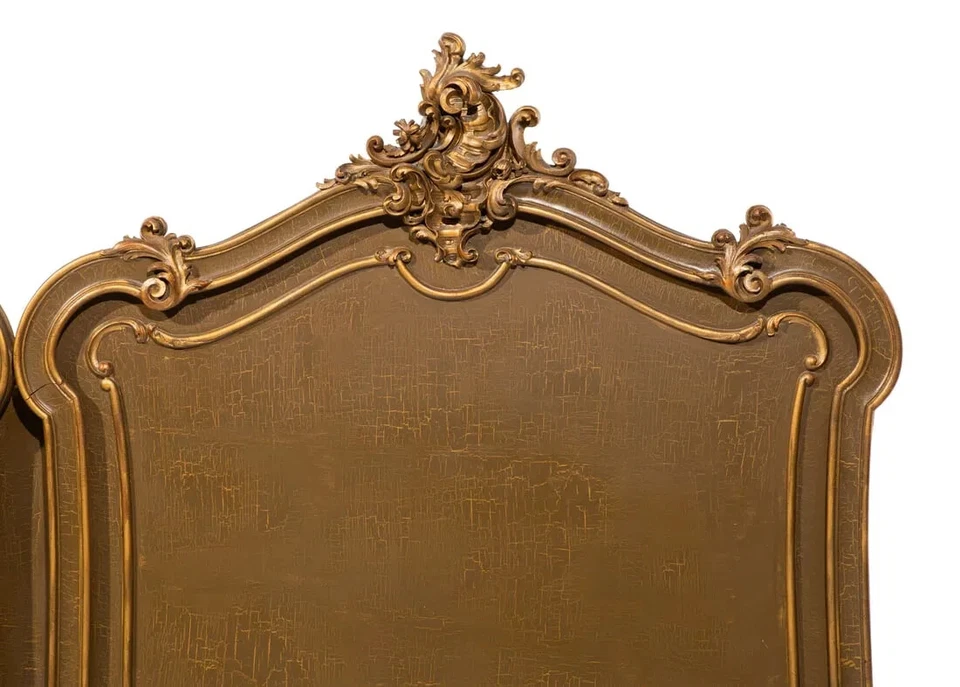 Cama antigua, tamaño king, estilo Luis XV, dorada y pintada, siglo XIX/XX años 1800 Foto 3 de 4