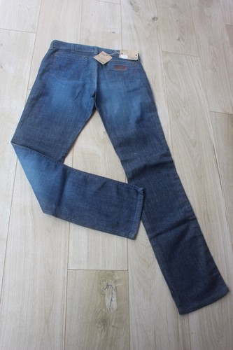 Female Wrangler jeans denin Vintage Trousers size W30 x L34 Premium Quality - Picture 6 of 9