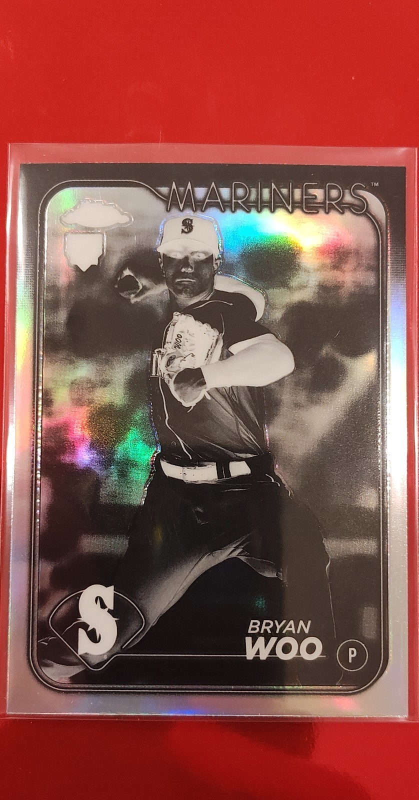 2024 Topps Chrome - Bryan Woo #172 Negative Refractor (RC)