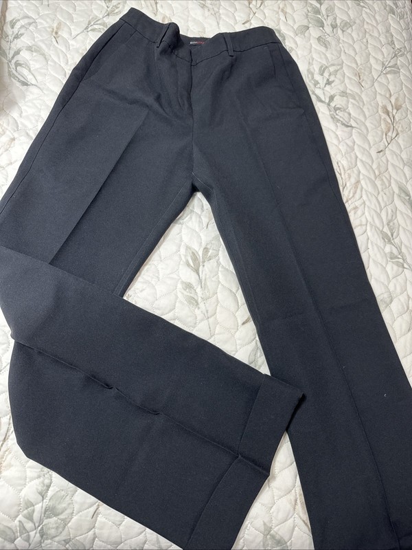 black Stretch dress pants Womens size 4 Great Condition Worn Once. New York & Co