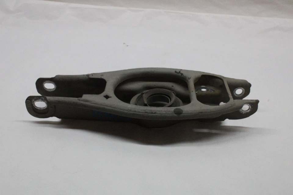 BMW X1 2014 brazo de control inferior trasero izquierdo OEM 13 14 15 Foto 2 de 4