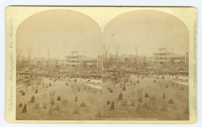 D1201~ CENTENNIAL EXPOSITION 1876 Stereoview   Machinery Hall & Crowd