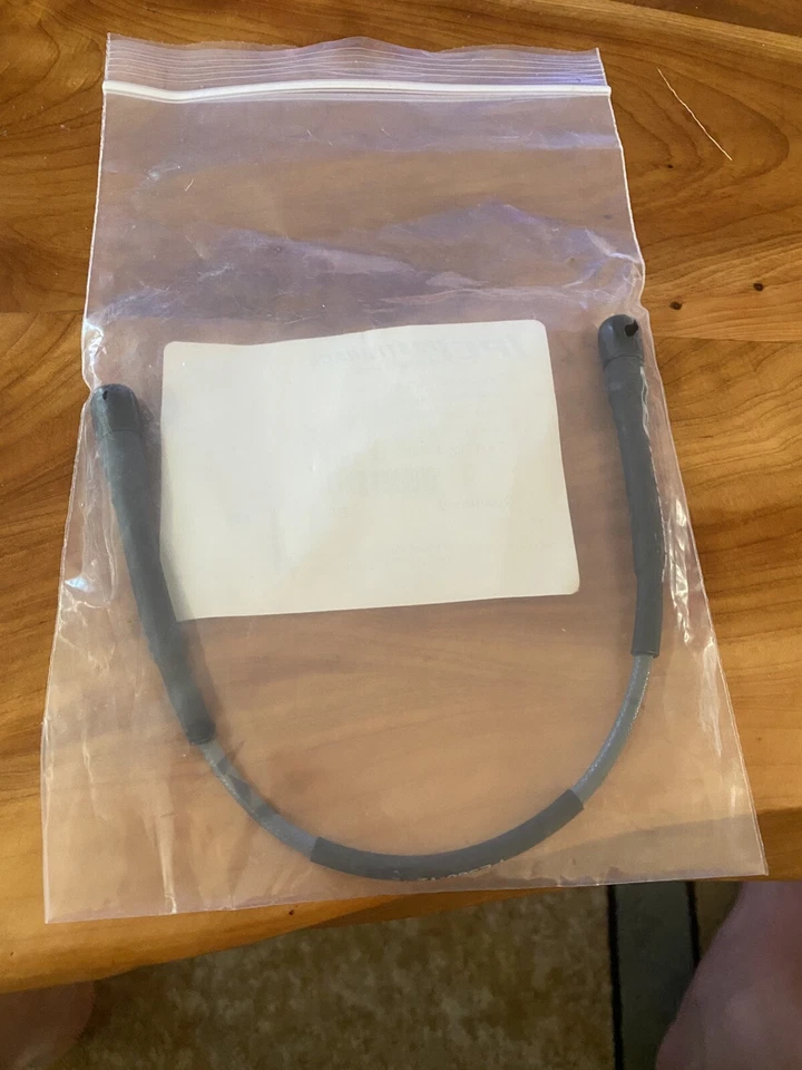 Pasternack PE360-12: 2,92 mm macho a 2,92 mm con coaxial PE-P160 con termoencogible, Foto 3 de 3