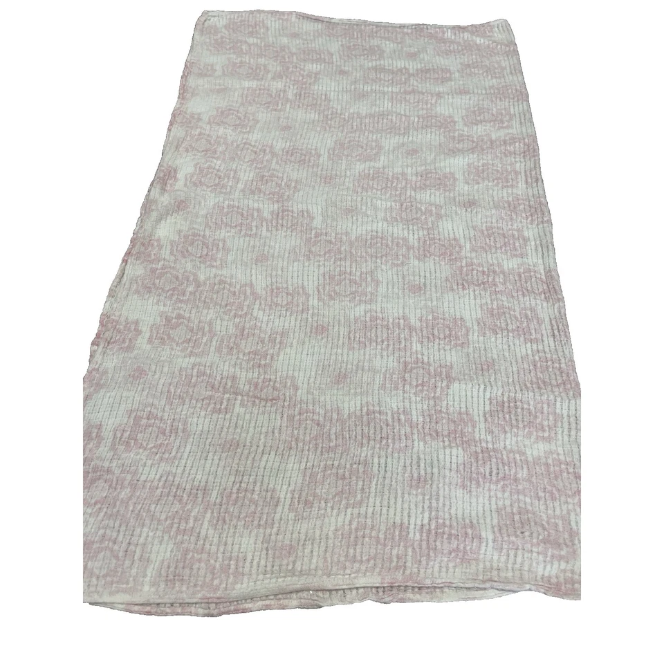 Manta envolvente rosa Aden + Anais envoltura de muselina 35x42 DEFECTUOSA Foto 2 de 4