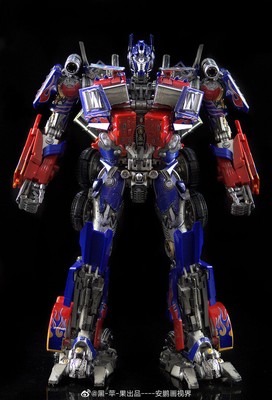 Pre-order WJ W8606 Optimus Prime MPM-04 MPM04 OP ROTF//DOTM Oversized Black Apple