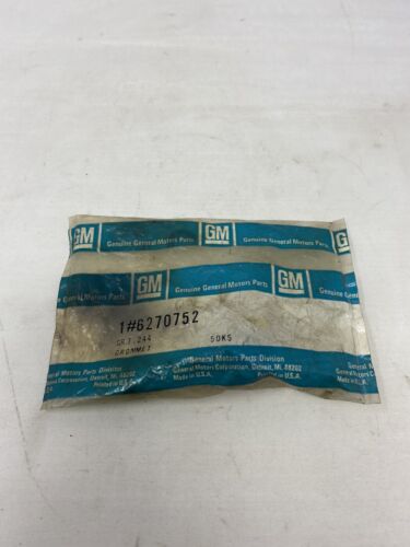 NOS SEALED OEM GENUINE GM 6270752 Grommet MADE IN USA - Picture 1 of 4