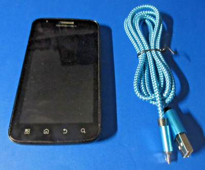 Motorola ATRIX  Black Smartphone Camera Locked 4.0'' w USB