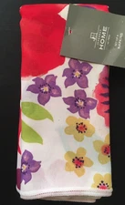 Indoor/Outdoor Napkins 17in x 17in, set of 4, 100% Polyester, Floral, NWT