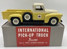 Triple Diamond Replicas Diecast International Harvester Yellow Pickup Truck New