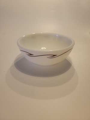 Vintage PYREX Ruby Scroll Tabelware Bowl