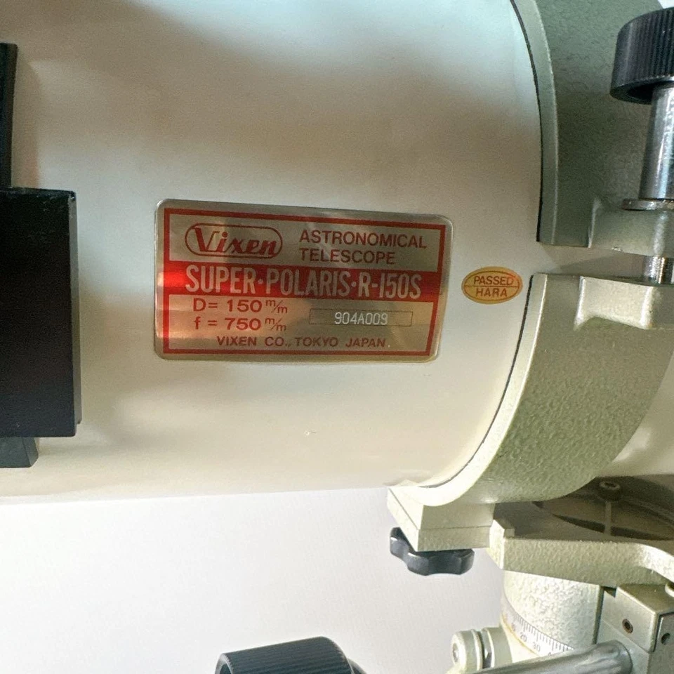 Vixen R-150S Newtonian Reflector Telescope 150mm f/5 with Equatorial Mount Junk - Image 2 of 4