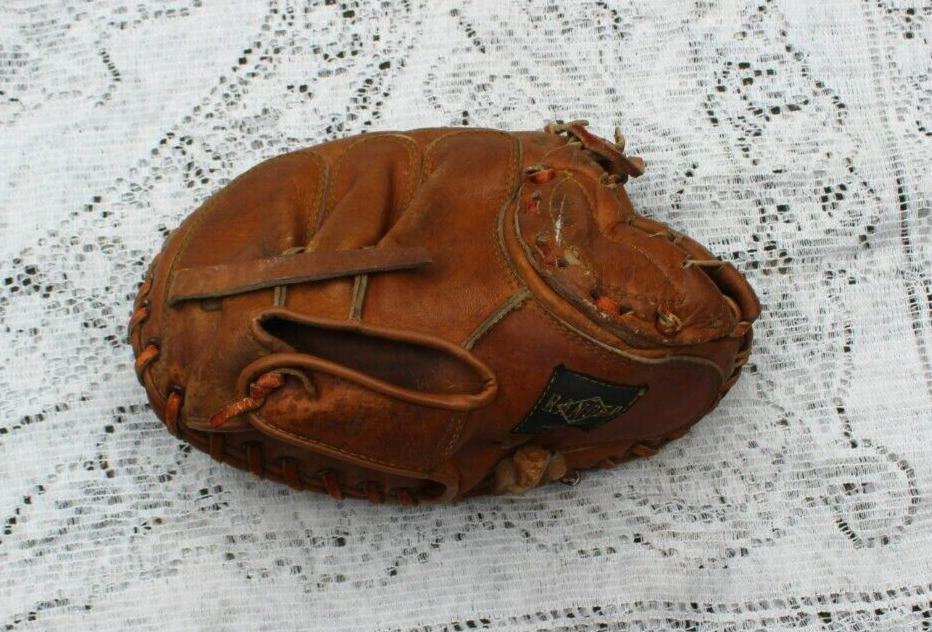 Vintage Made in Japan Ranger S223 Snap Flex Baseball Mitt