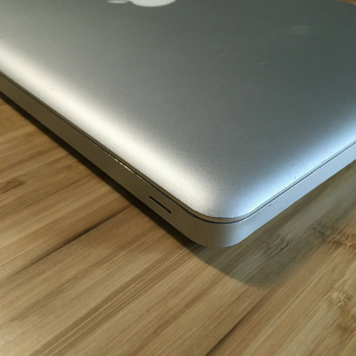 Macbook Pro 17 Early 2011• 16G• 500SSD Apple MacBook Pro 17-inch Early 2011 - Notebookcheck.net