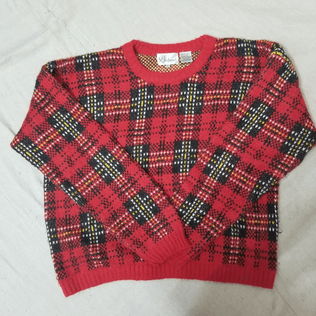 Bechamel red plaid sweater sz L 975
