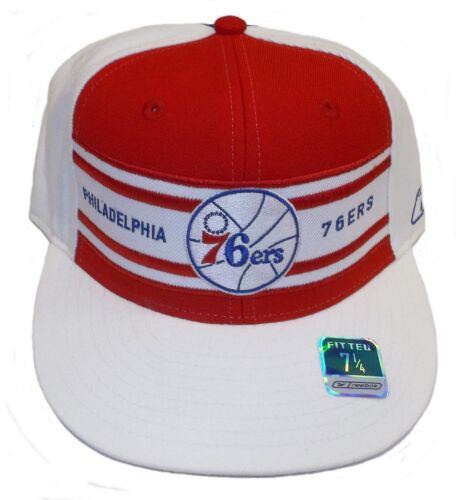 Reebok Philadelphia 76ers cappello aderente tesa piatta split bar - Foto 1 di 2