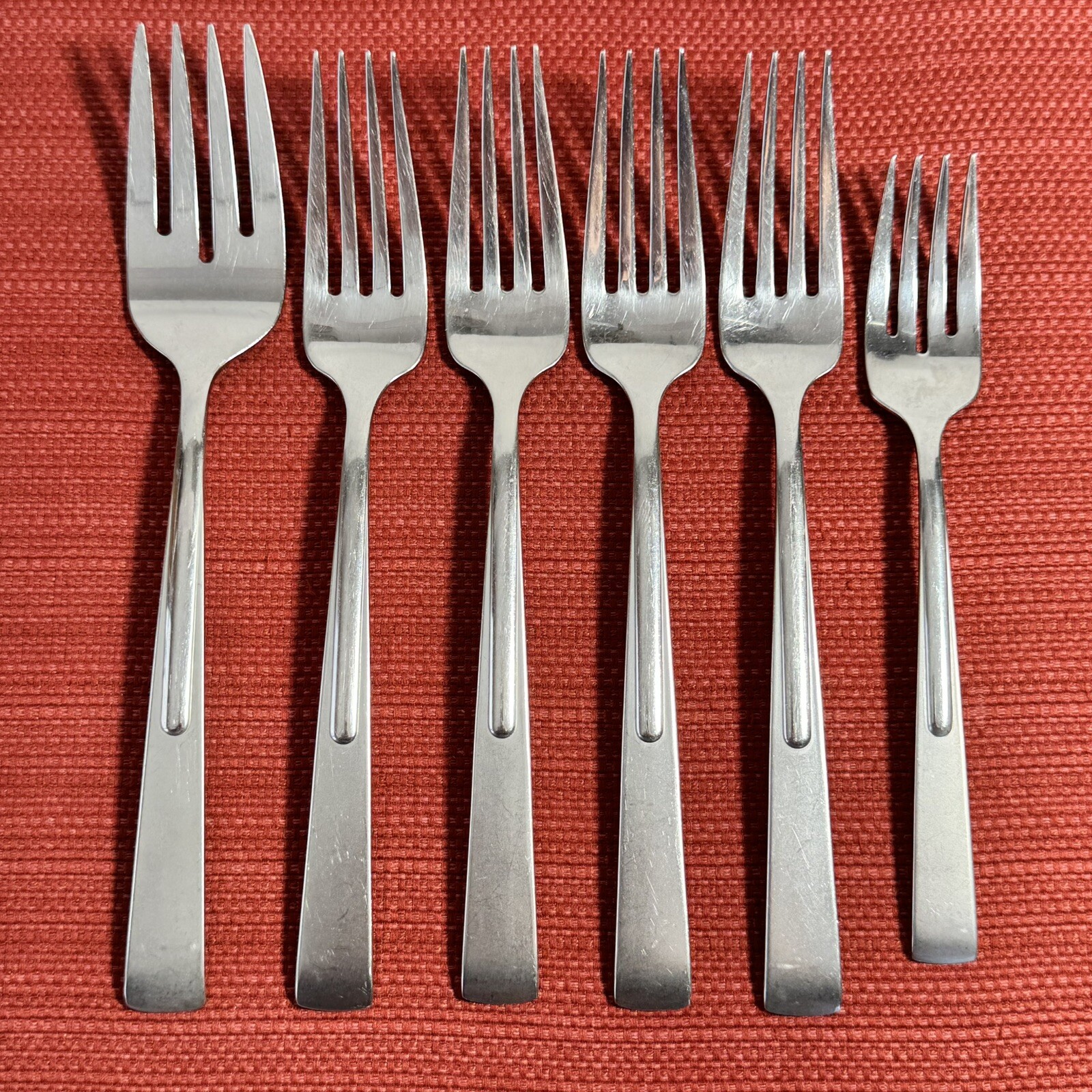 6 Piece Lot Oneida USA CENTIGRADE Stainless DINNER/SALAD/SER