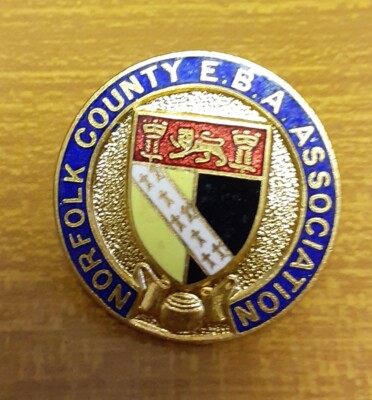 Old UK Bowling Club Emaille Abzeichen - Norfolk County E.B.A. Verein