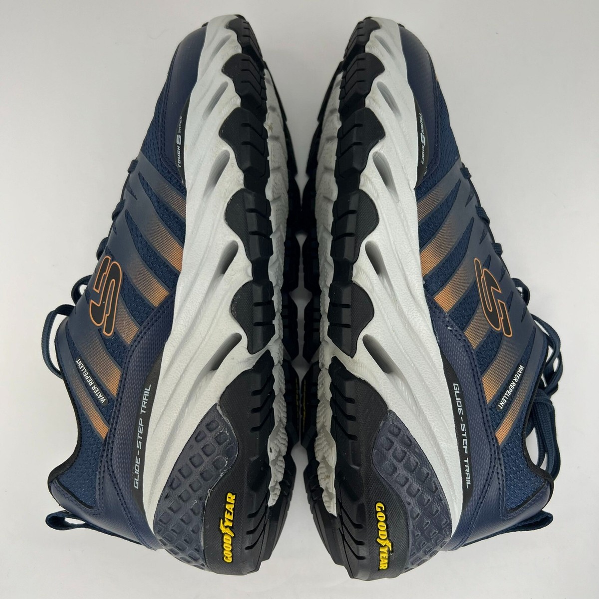 shi-ba です。 Skechers Mens 237255 Blue Glide Step Trail Leather Size 8.5
