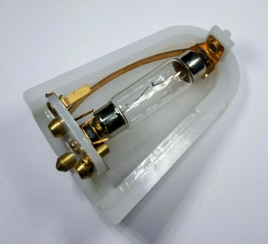 LUZ DOMO INTERIOR VOLKSWAGEN T1 CONVERTIBLE BUG BEETLE 1968-1979 (GHIA 68-74) Foto 2 de 3