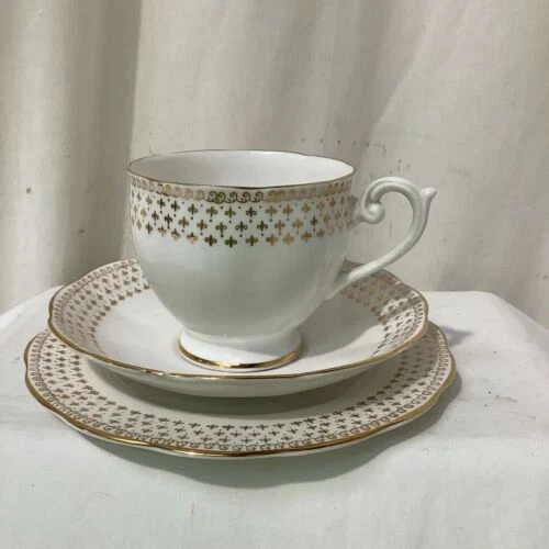 Queen Anne Porcelain Original Tea Cups&Saucers