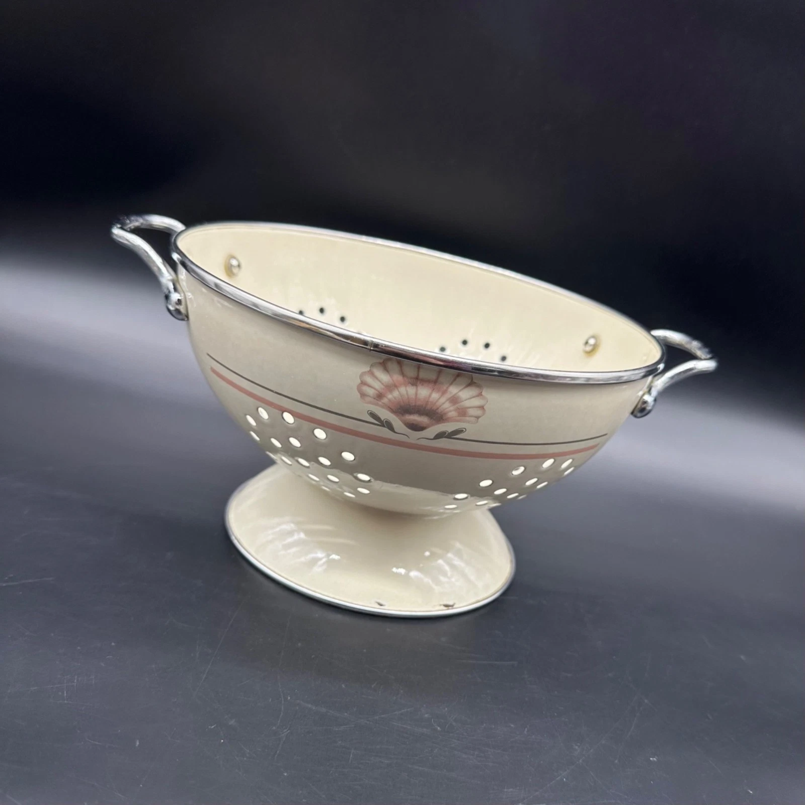 Vintage Colander Strainer 1980s Seashell Enamel Metal Cream Pink Nautical Beach