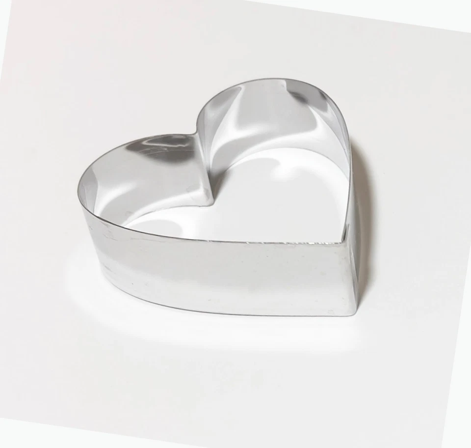 Paquete de 2 cortadores de galletas de hojalata en forma de corazón de 3 pulgadas, formas artesanales, moldes Foto 3 de 4