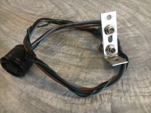 Fender Vibratone/Leslie 16 / 18 Input Adapter B - Picture 1 of 3