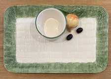 The Mane Lion Pottery Chip & Dip Cheese Platter Tray Italy Onion Olives 13”x8.5”